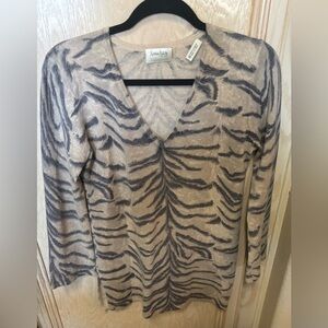 Neiman Marcus 100% Cashmere Animal Print V Neck Sweater X-Small